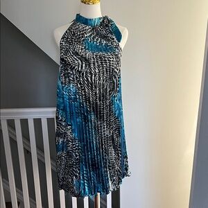 Pleated Halter Camisole in Blue & Black Abstract Print